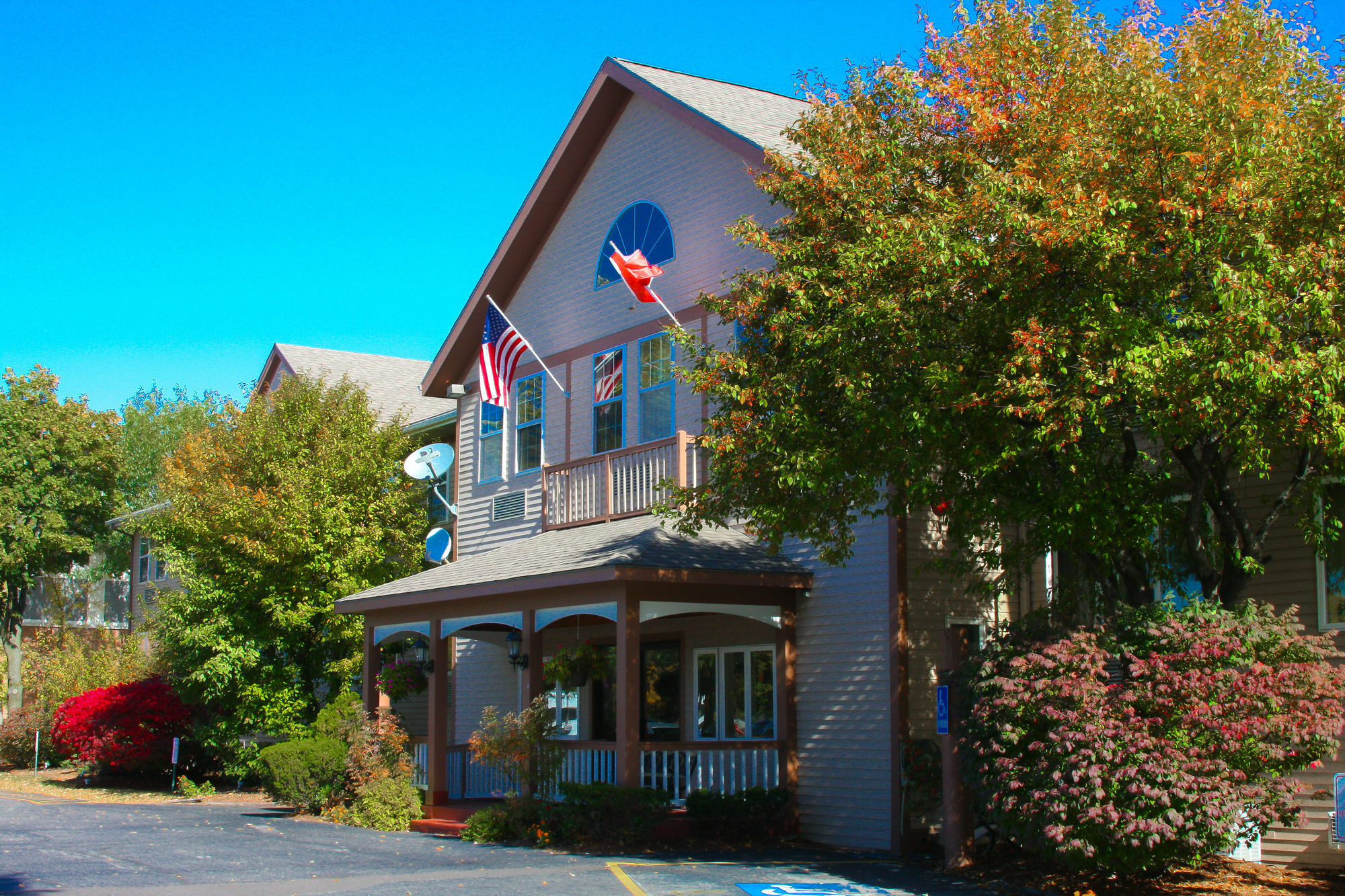 Anchorage Inn Бърлингтън Екстериор снимка